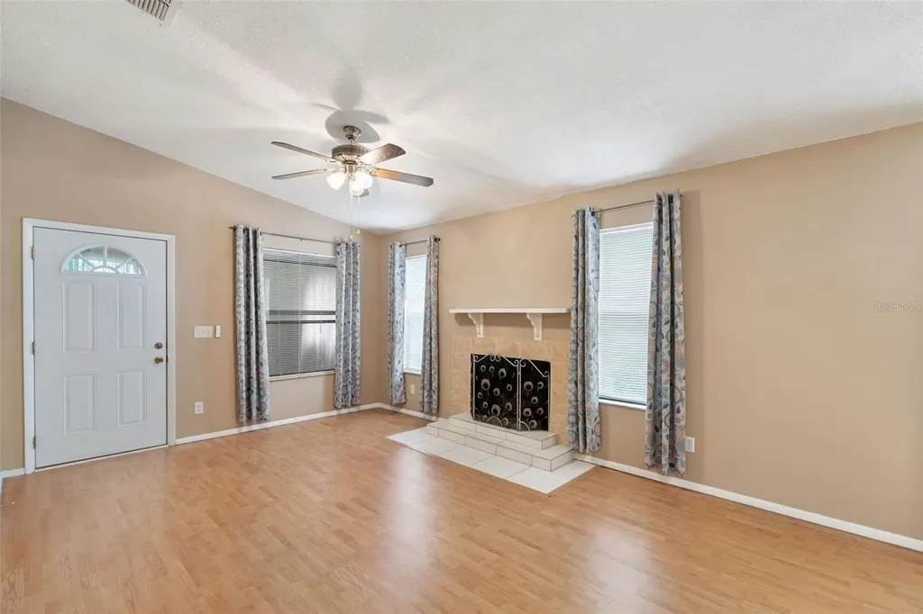 3148 S Semoran Boulevard Orlando FL 32822