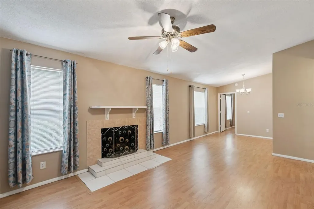 3148 S Semoran Boulevard Orlando FL 32822