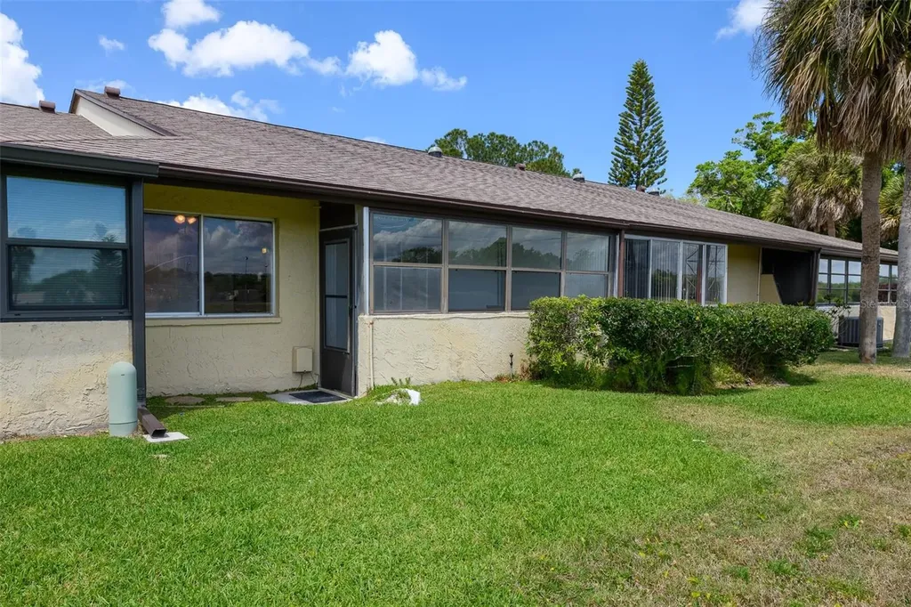 1308 13th Circle SE Largo FL 33771