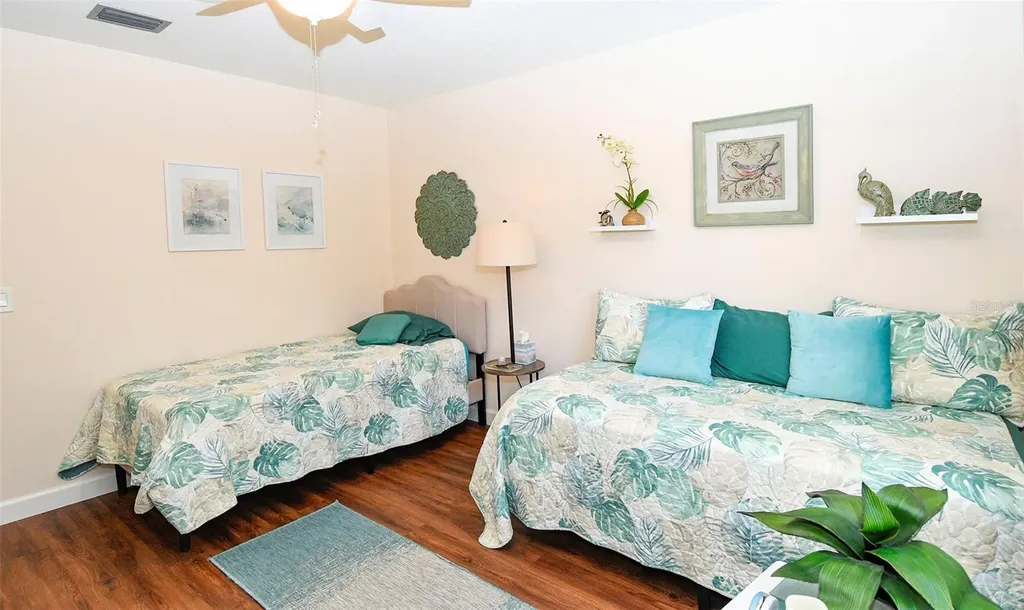 2225 Cypress Court Tavares FL 32778