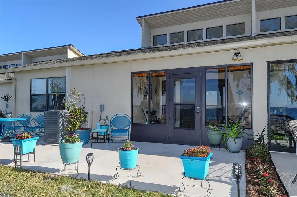 2225 Cypress Court Tavares FL 32778