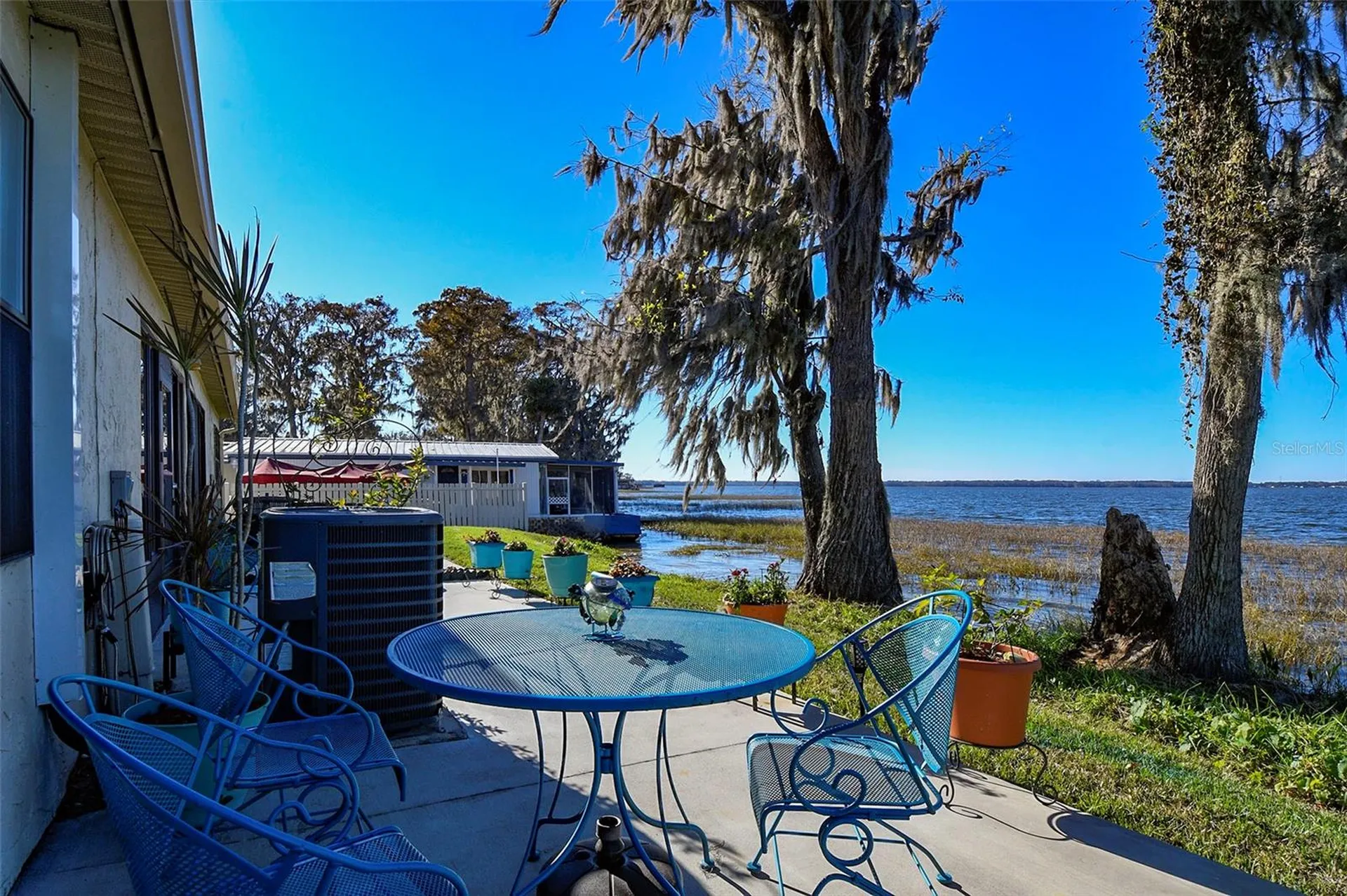 2225 Cypress Court Tavares FL 32778