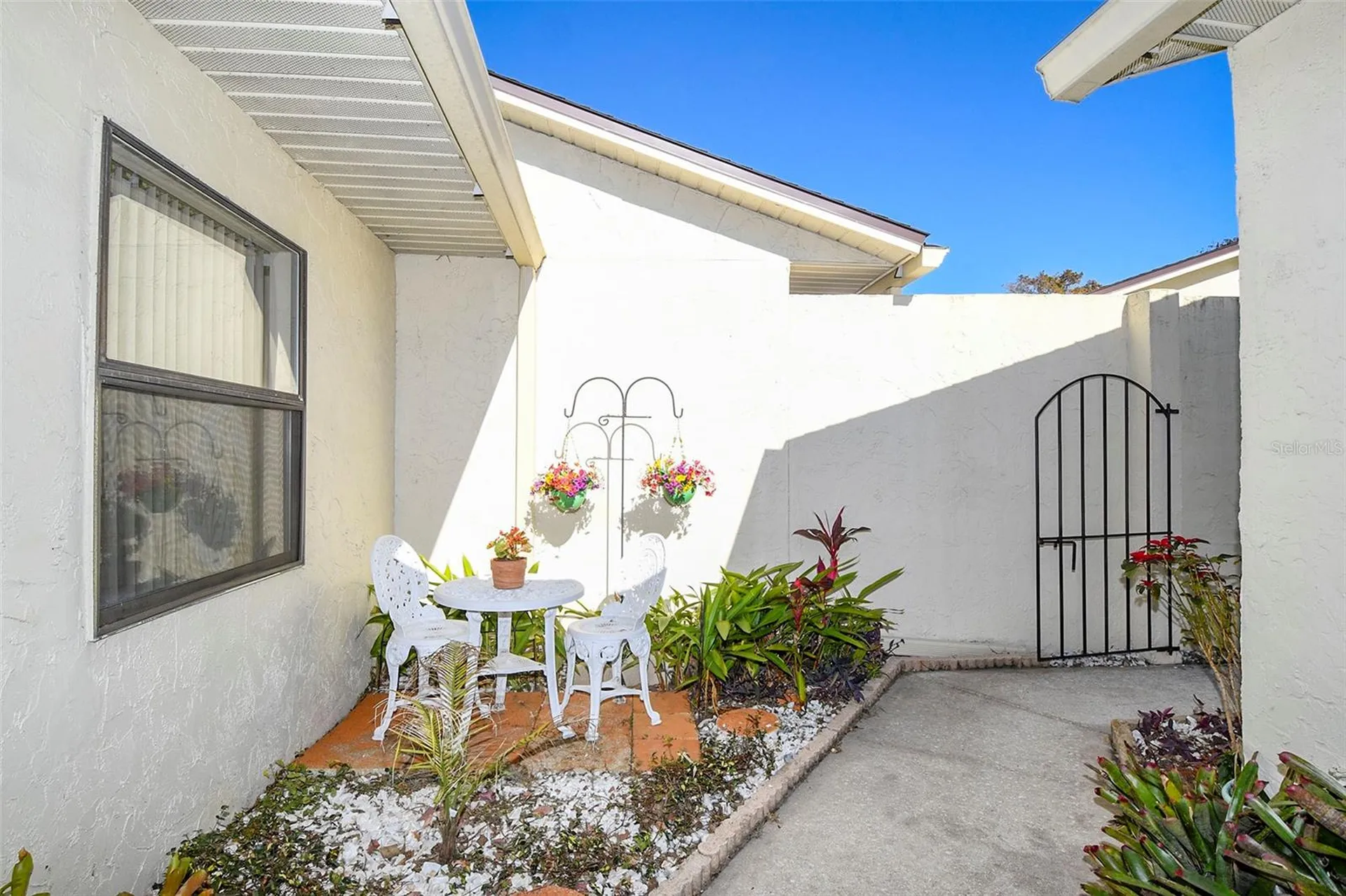 2225 Cypress Court Tavares FL 32778