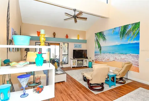 2225 Cypress Court Tavares FL 32778