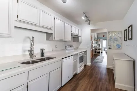 2225 Cypress Court Tavares FL 32778