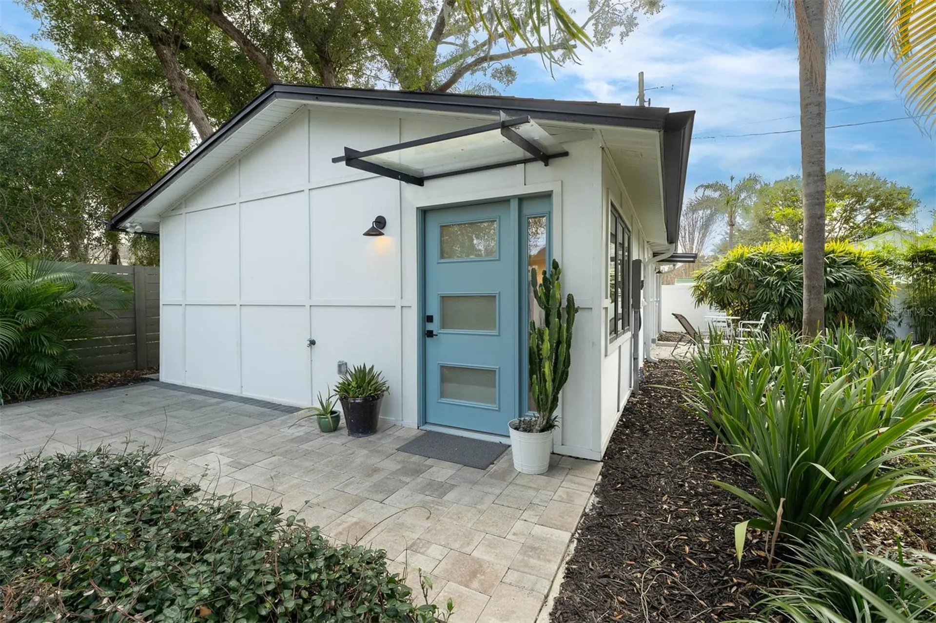 228 E Harding #b Street Orlando FL 32806