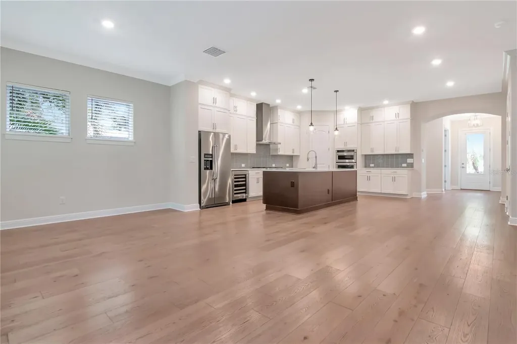 3408 W Hawthorne Road Tampa FL 33611
