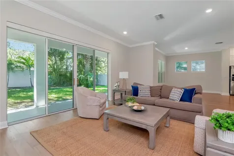 3408 W Hawthorne Road Tampa FL 33611