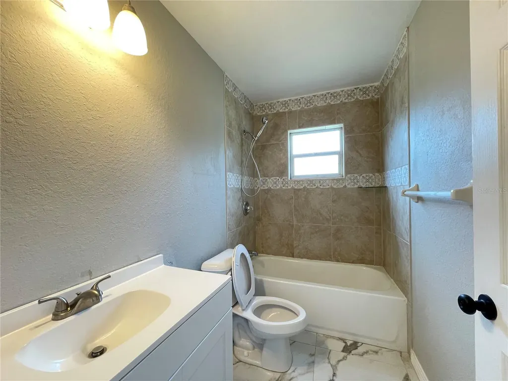 4250 NW 26th Terrace Ocala FL 34475