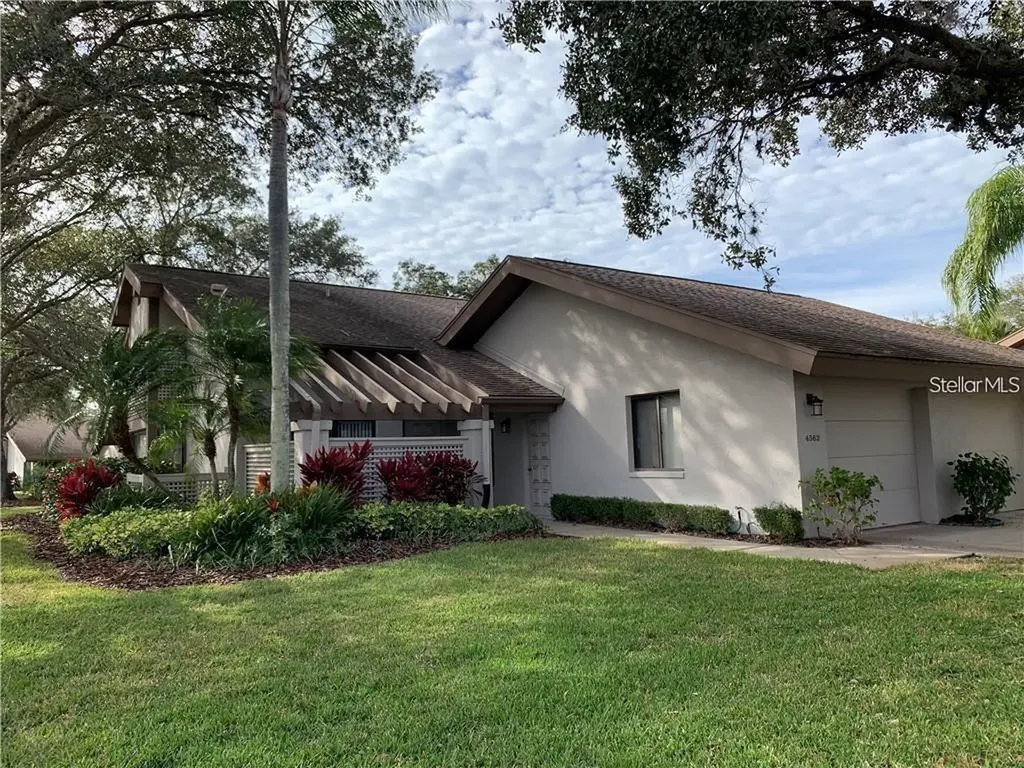 4562 Kingsmere Sarasota FL 34235
