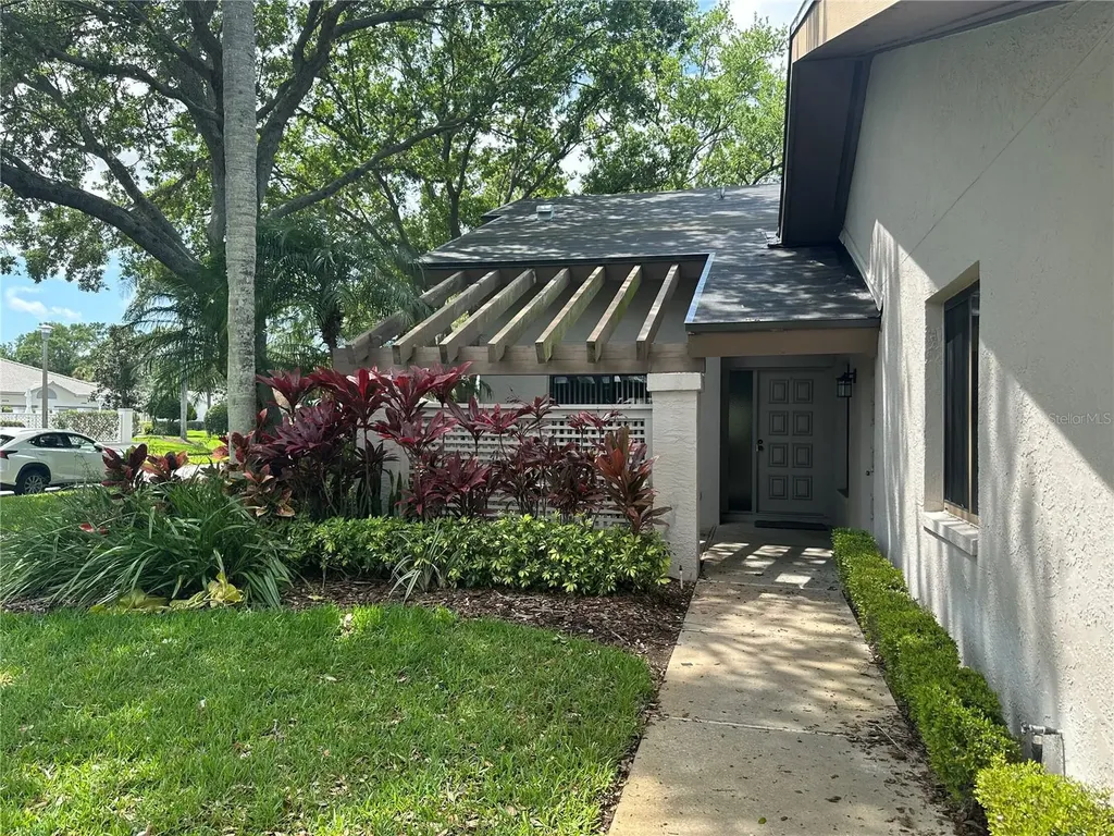 4562 Kingsmere Sarasota FL 34235