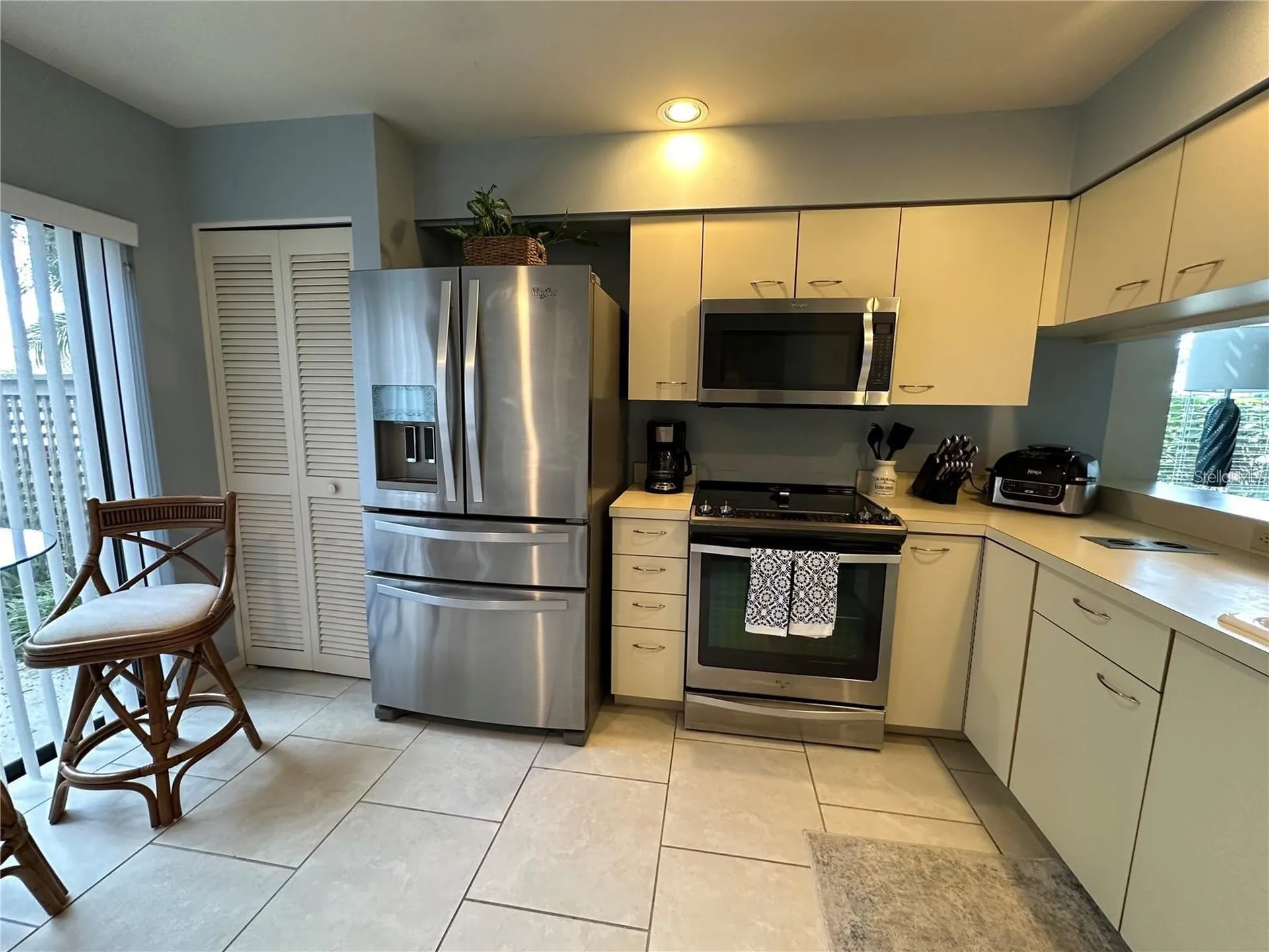 4562 Kingsmere Sarasota FL 34235