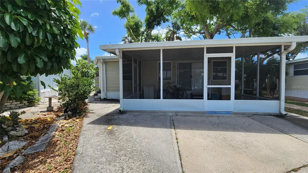 3333 26th Avenue E Bradenton FL 34208