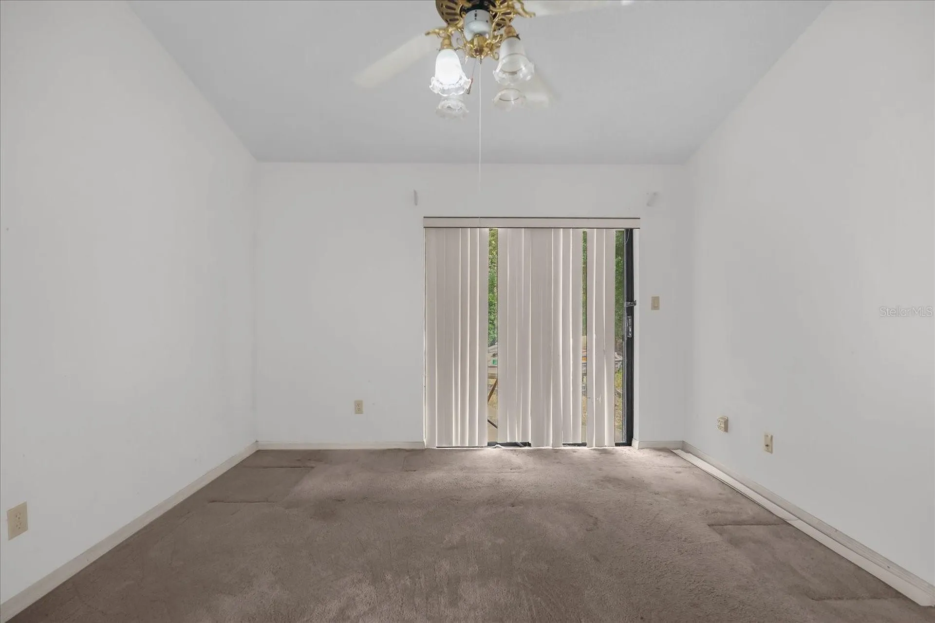 10212 Forget Me Not Court Orlando FL 32825