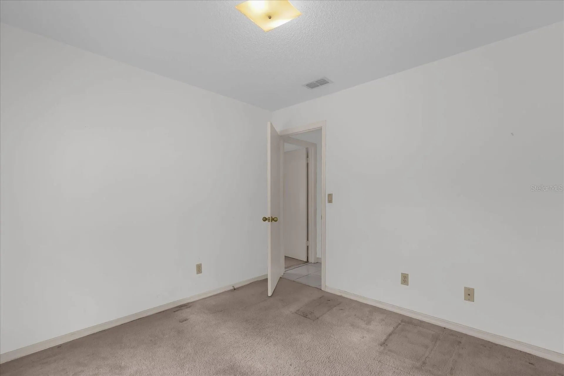 10212 Forget Me Not Court Orlando FL 32825