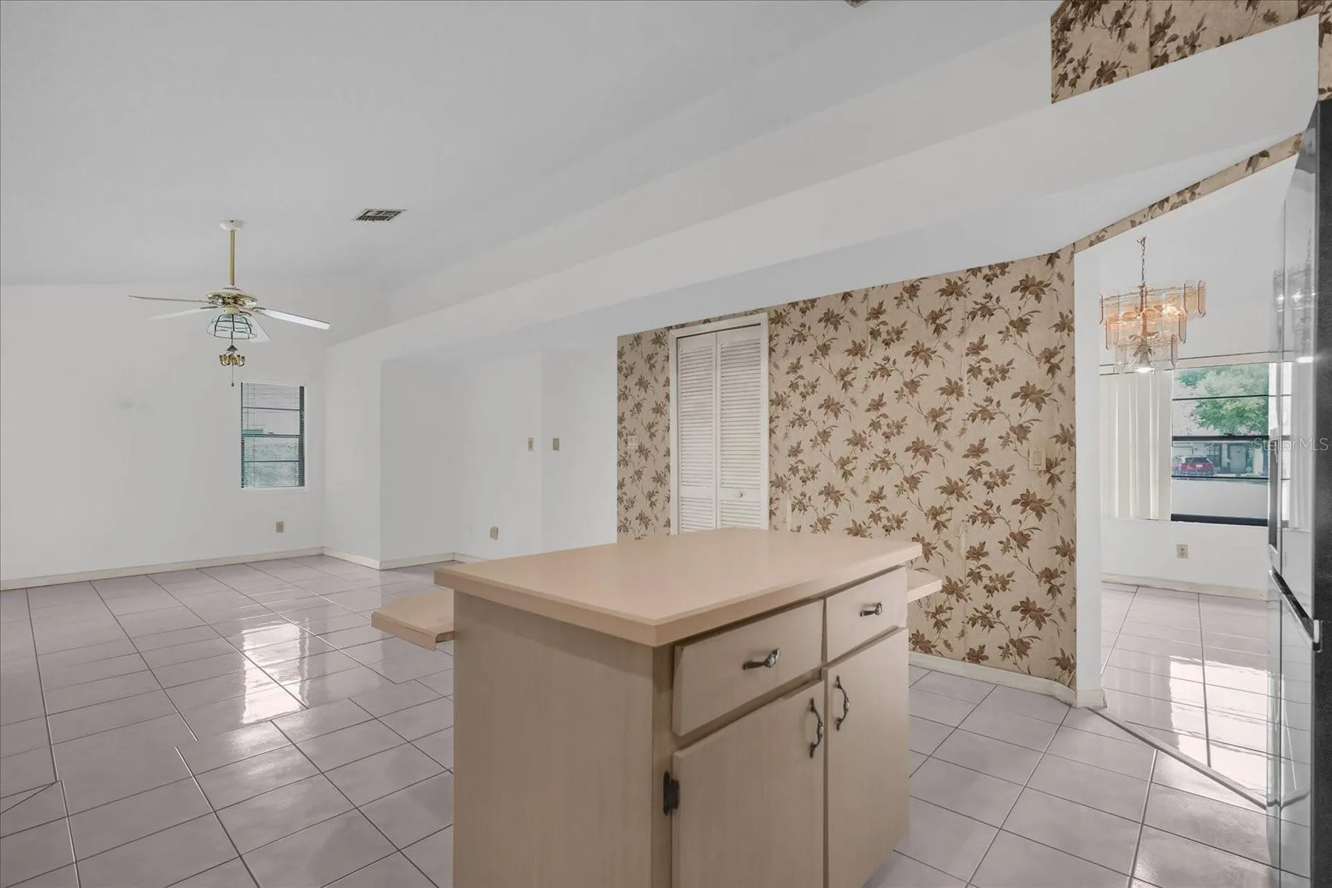 10212 Forget Me Not Court Orlando FL 32825