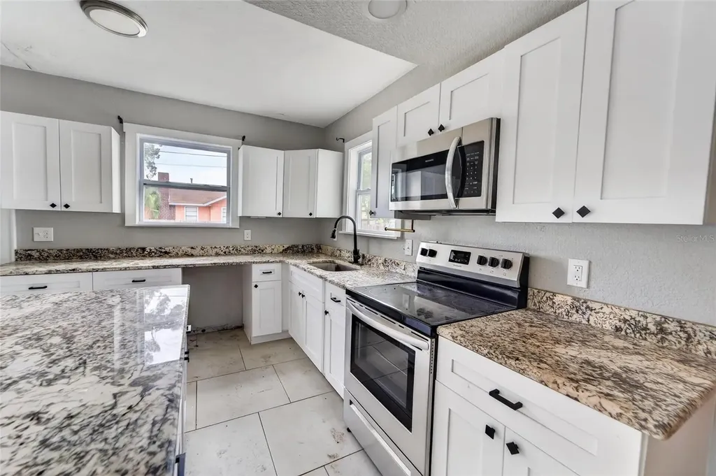 1900 16th Street S St Petersburg FL 33705