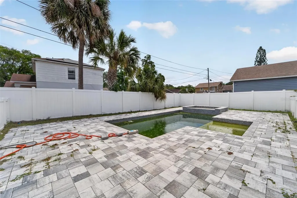 1900 16th Street S St Petersburg FL 33705