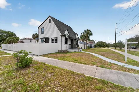 1900 16th Street S St Petersburg FL 33705