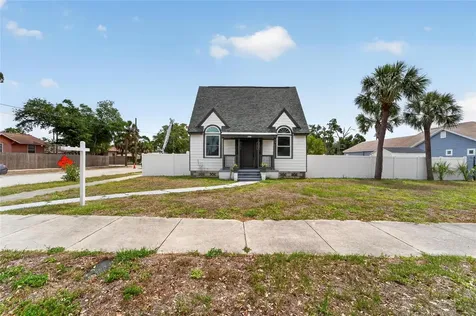 1900 16th Street S St Petersburg FL 33705