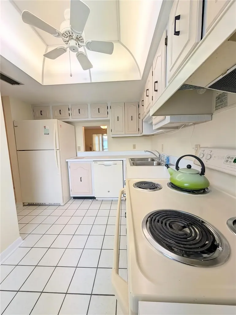 333 Lake Howard Drive NW Winter Haven FL 33880