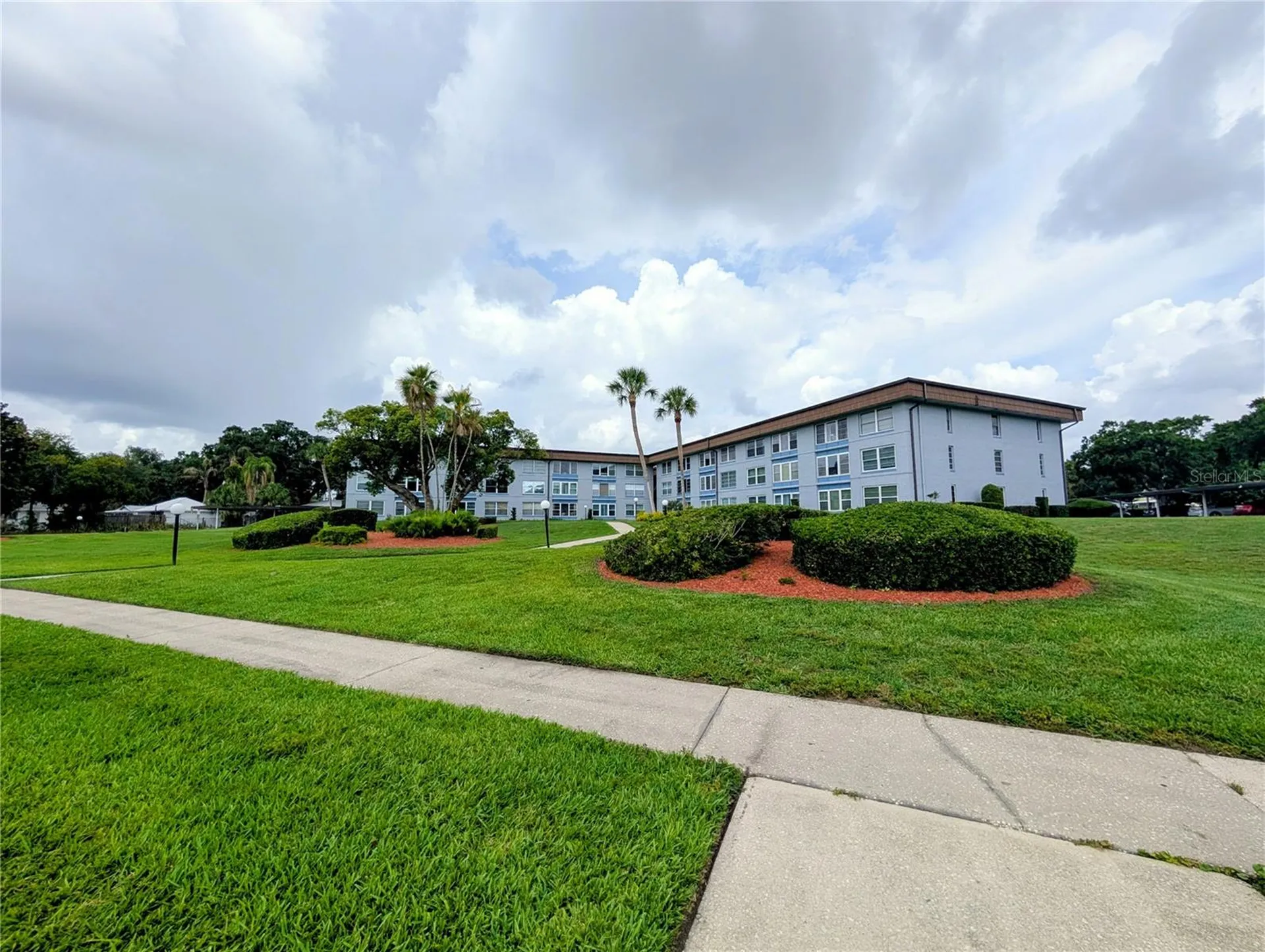 333 Lake Howard Drive NW Winter Haven FL 33880