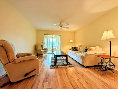 333 Lake Howard Drive NW Winter Haven FL 33880