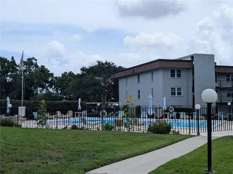 333 Lake Howard Drive NW Winter Haven FL 33880