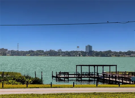 333 Lake Howard Drive NW Winter Haven FL 33880