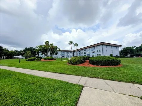 333 Lake Howard Drive NW Winter Haven FL 33880