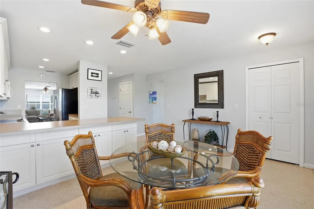 912 SE 46th Street Cape Coral FL 33904