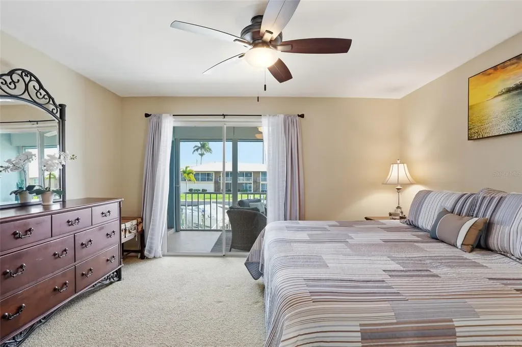 912 SE 46th Street Cape Coral FL 33904