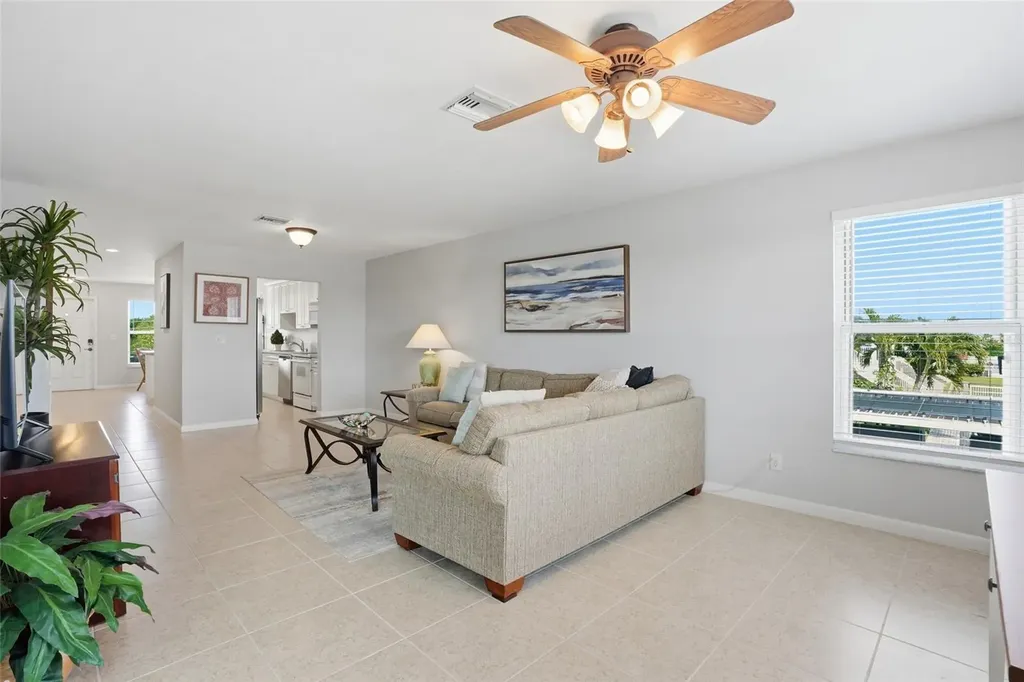 912 SE 46th Street Cape Coral FL 33904