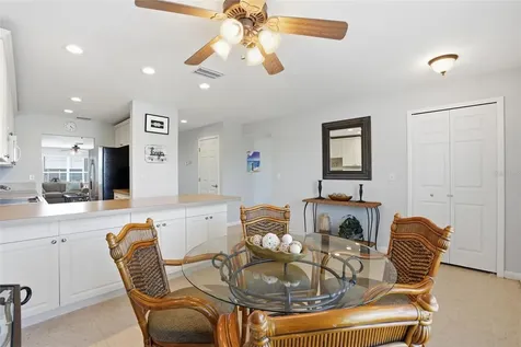 912 SE 46th Street Cape Coral FL 33904