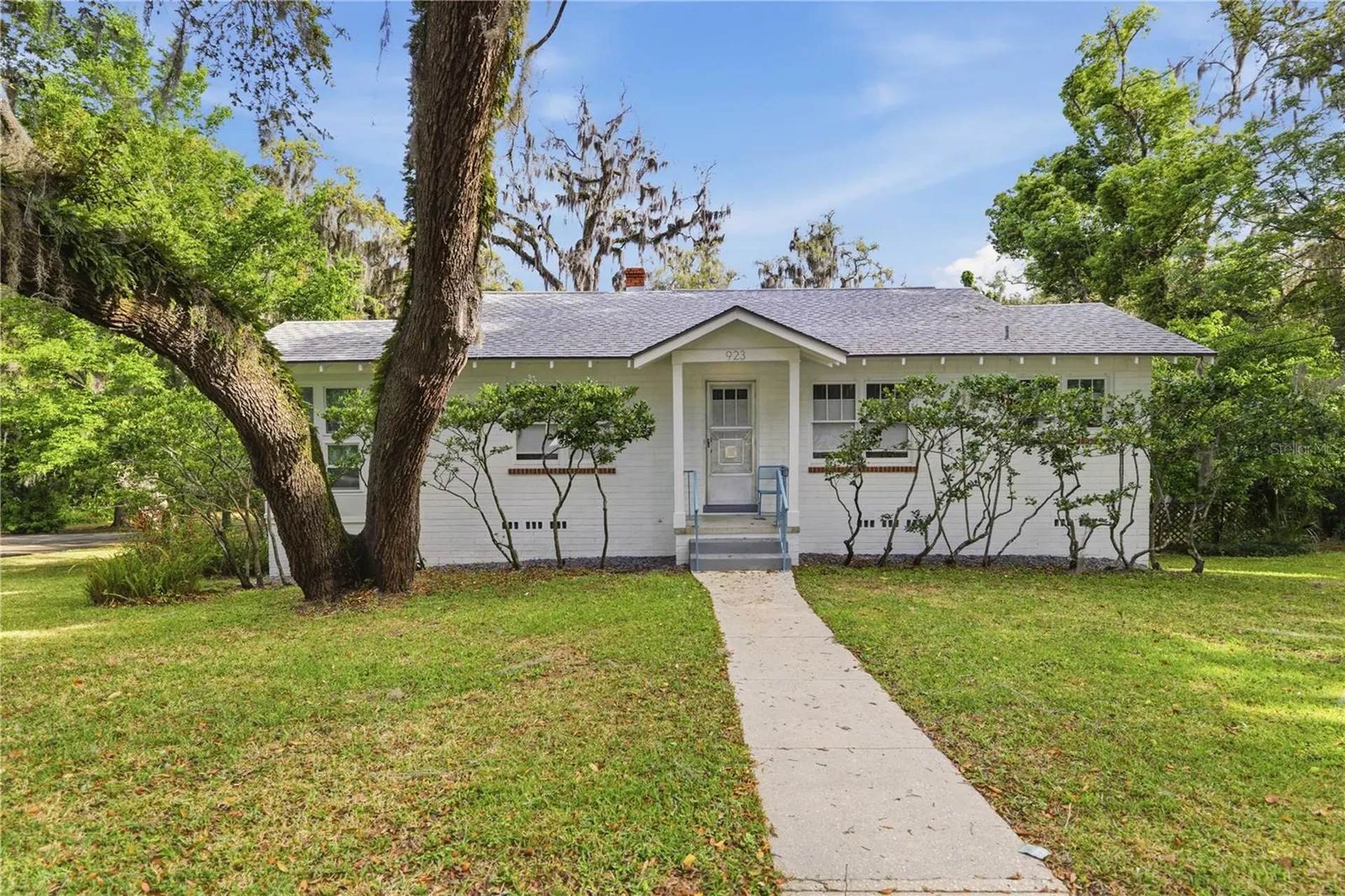 923 NE 2nd Street Ocala FL 34470