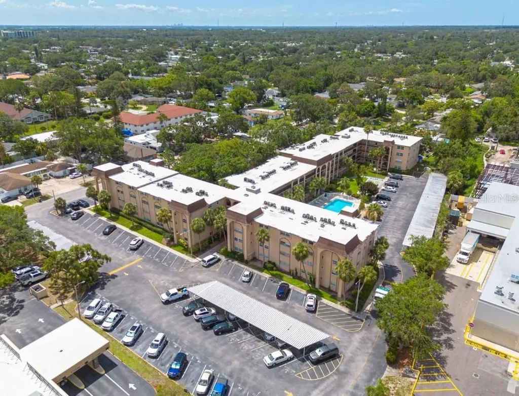 2525 W Bay Drive Belleair Bluffs FL 33770
