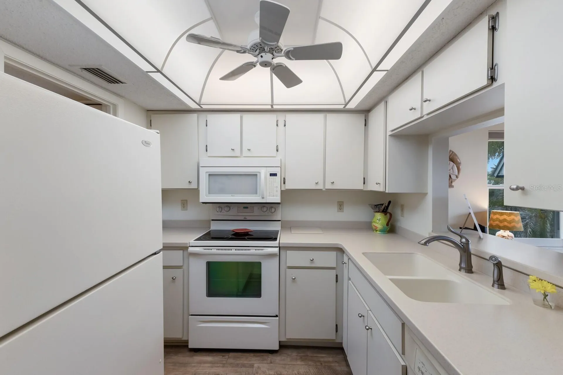 205 Highland Avenue Bradenton Beach FL 34217
