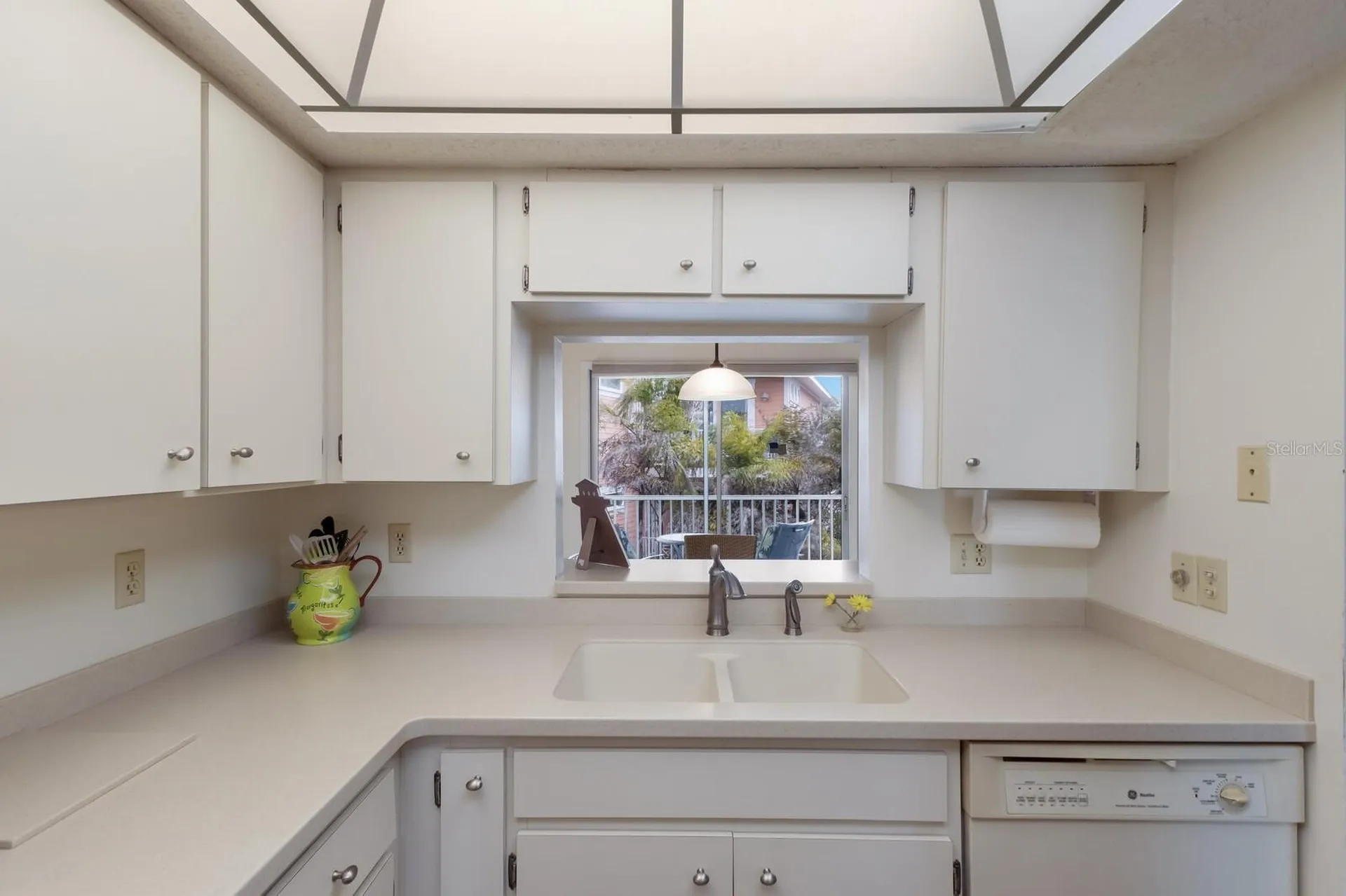 205 Highland Avenue Bradenton Beach FL 34217