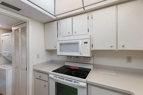 205 Highland Avenue Bradenton Beach FL 34217