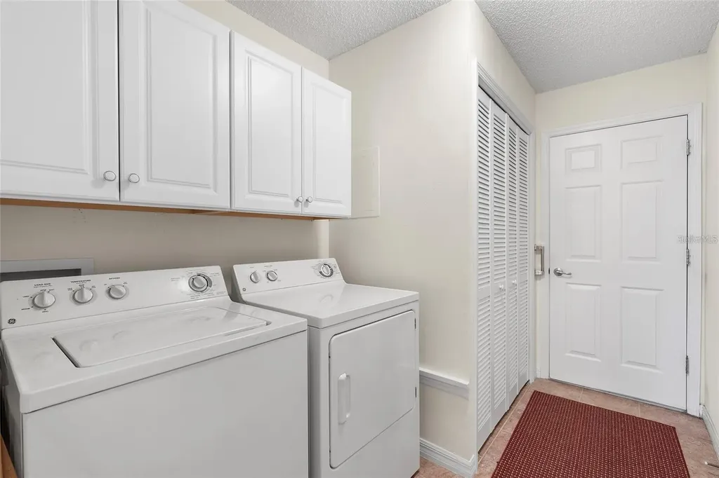 1982 Somerset Avenue The Villages FL 32162