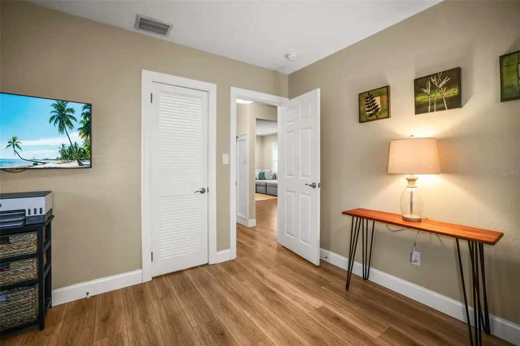 1738 San Mateo Drive Dunedin FL 34698