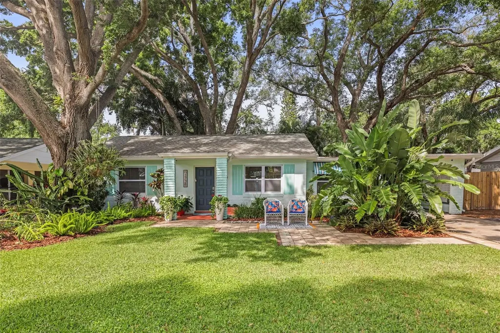1738 San Mateo Drive Dunedin FL 34698