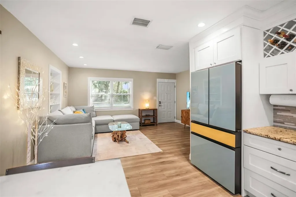 1738 San Mateo Drive Dunedin FL 34698