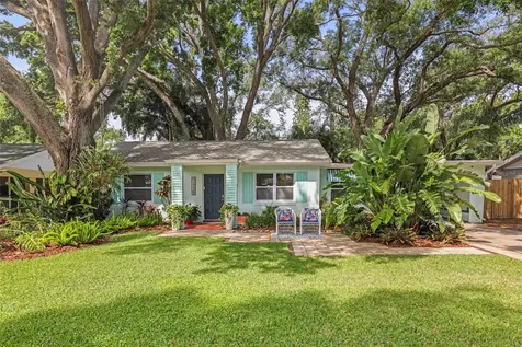 1738 San Mateo Drive Dunedin FL 34698