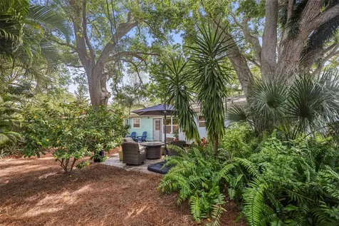 1738 San Mateo Drive Dunedin FL 34698