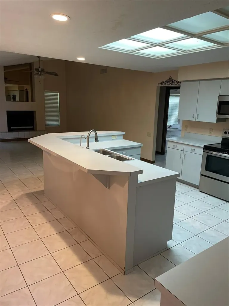 3007 Forest Club Drive Plant City FL 33566