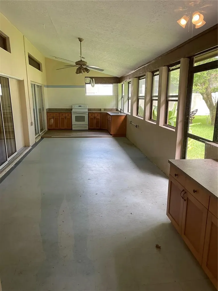3007 Forest Club Drive Plant City FL 33566