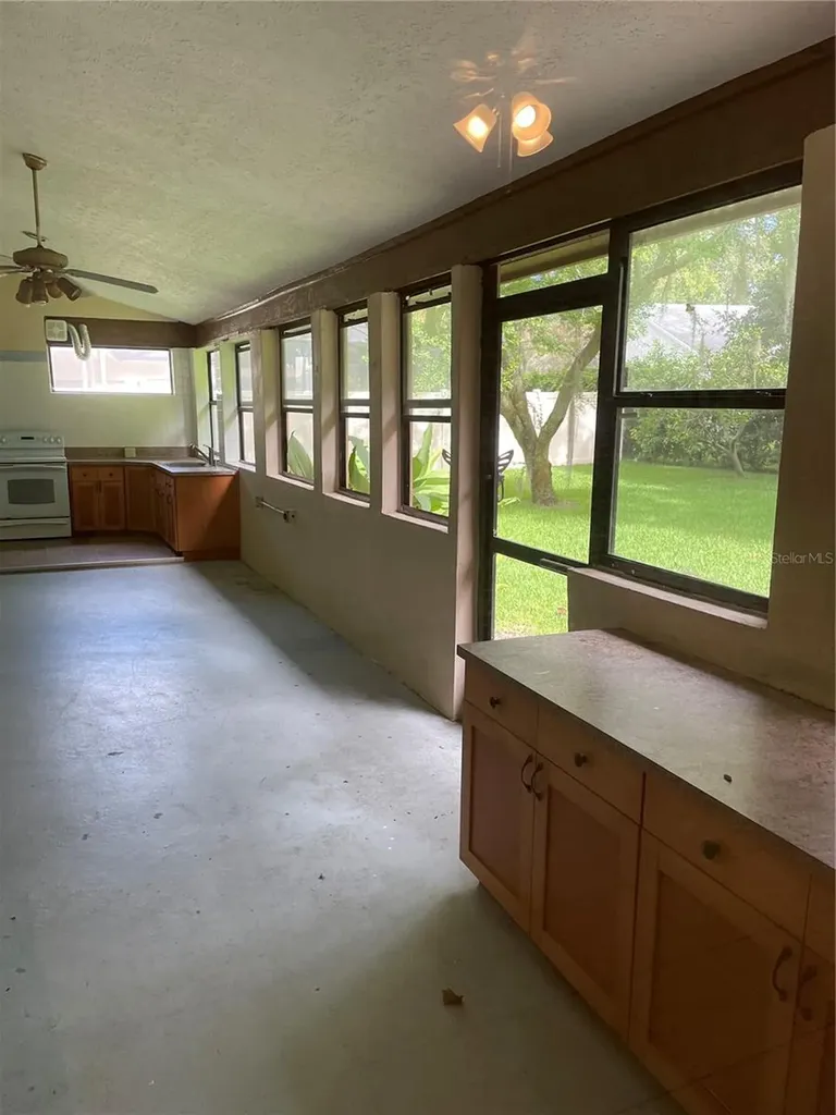 3007 Forest Club Drive Plant City FL 33566