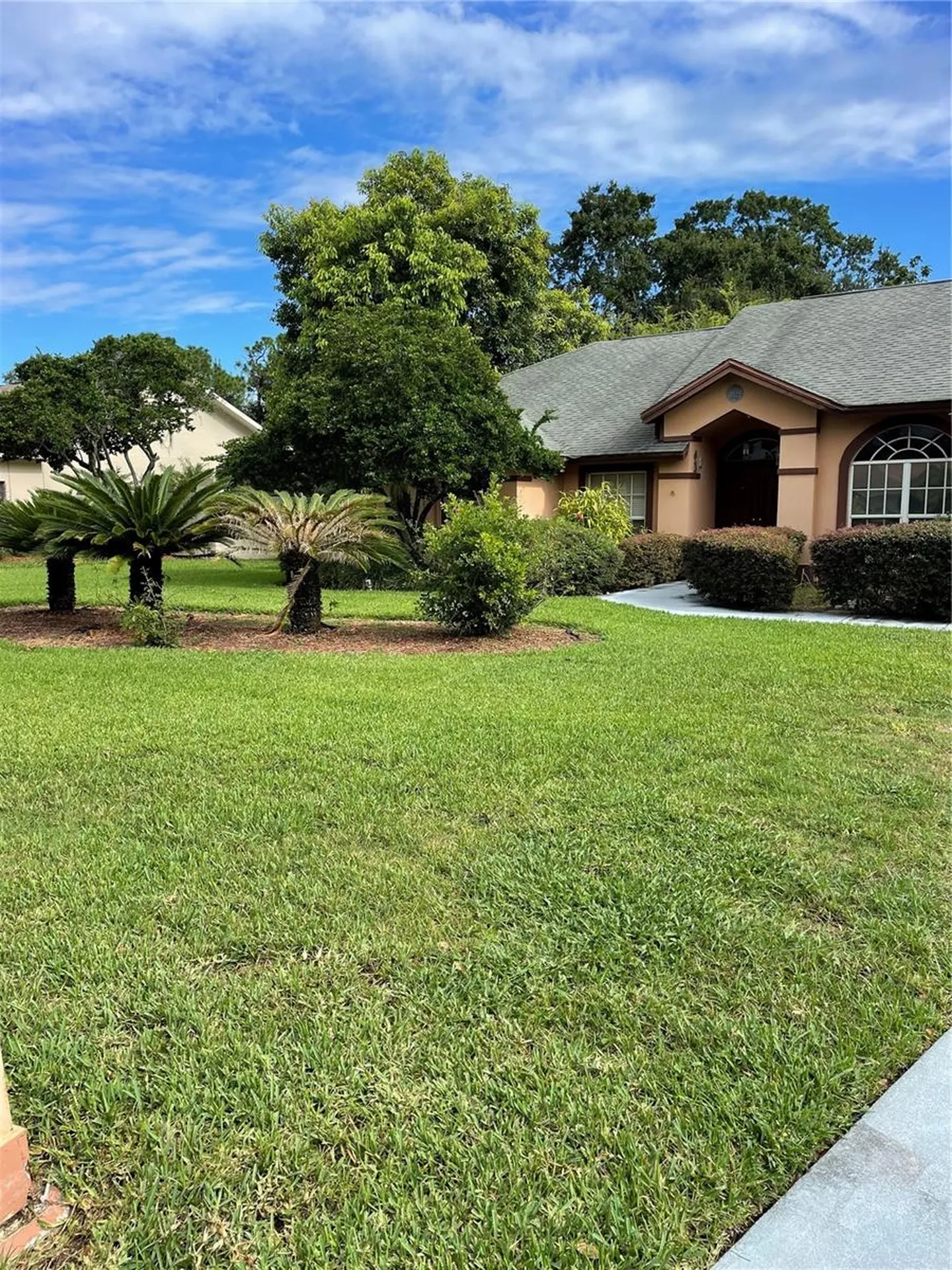 3007 Forest Club Drive Plant City FL 33566