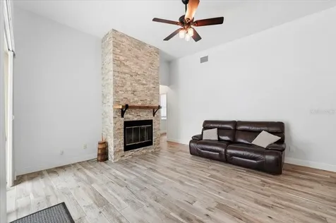 2214 Longmore Circle Valrico FL 33596